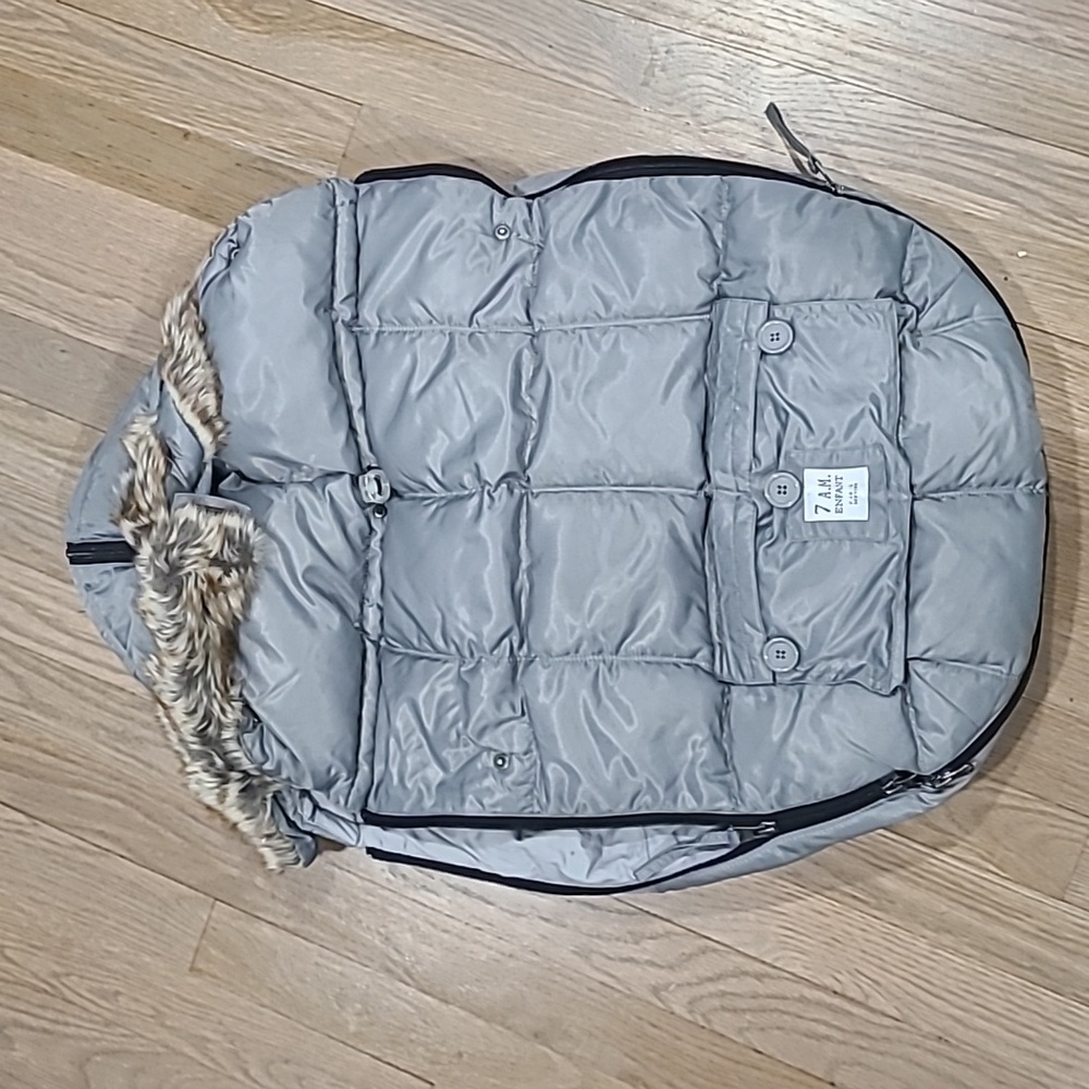 Cocoon carseat cover